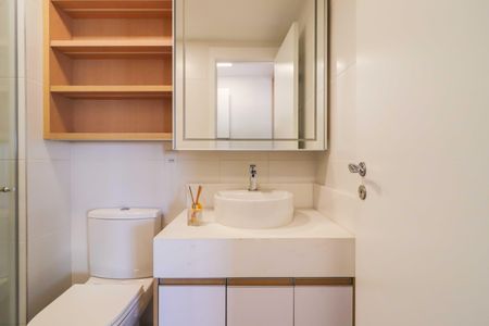 Apartamento para alugar com 67m², 3 quartos e 1 vaga Apartamento para alugar com 67m², 3 quartos e 1 vagaBanheiro da Suíte