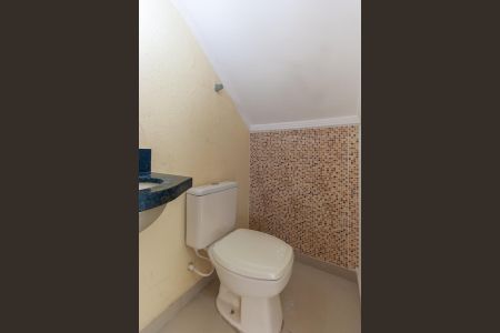 Casa para alugar com 100m², 2 quartos e 2 vagasLavabo