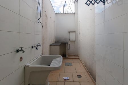 Casa para alugar com 100m², 2 quartos e 2 vagasÁrea de Serviço