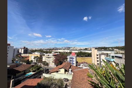 Apartamento à venda com 205m², 4 quartos e 2 vagas