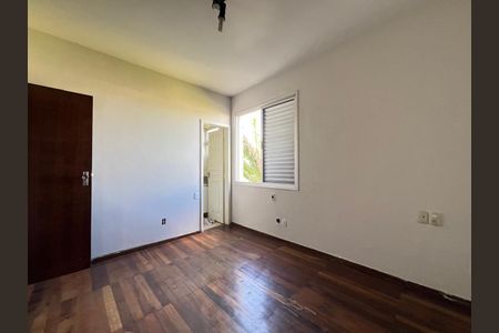Apartamento à venda com 205m², 4 quartos e 2 vagas