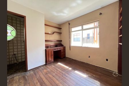 Apartamento à venda com 205m², 4 quartos e 2 vagas