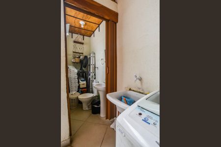 Apartamento à venda com 108m², 2 quartos e 1 vagaÁrea de Serviço