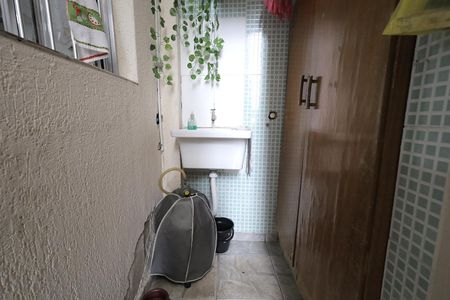 Casa à venda com 167m², 2 quartos e 2 vagas Casa à venda com 167m², 2 quartos e 2 vagasÁrea de Serviço