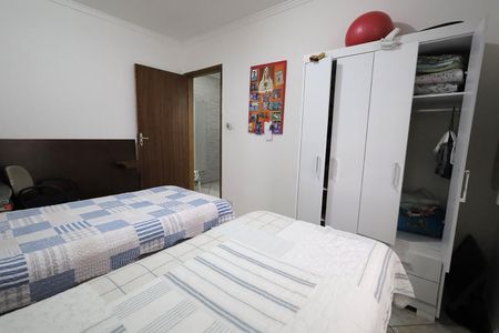 Casa à venda com 167m², 2 quartos e 2 vagas Casa à venda com 167m², 2 quartos e 2 vagasQuarto 1
