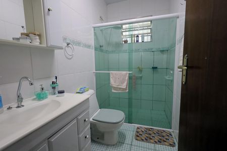 Casa à venda com 167m², 2 quartos e 2 vagas Casa à venda com 167m², 2 quartos e 2 vagasBanheiro