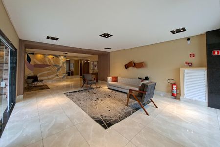 Apartamento para alugar com 132m², 2 quartos e 1 vagaHall social