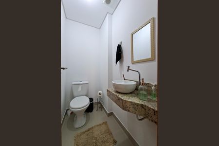 Apartamento para alugar com 132m², 2 quartos e 1 vagaLavabo