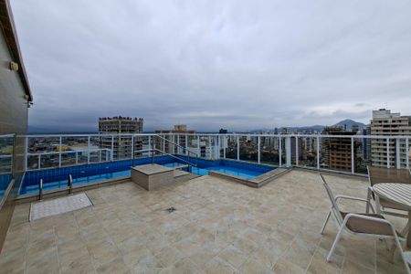 Apartamento para alugar com 132m², 2 quartos e 1 vagaÁrea comum - Piscina
