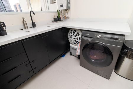 Apartamento à venda com 110m², 3 quartos e 1 vaga Apartamento à venda com 110m², 3 quartos e 1 vagaÁrea de Serviço