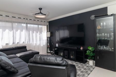 Apartamento à venda com 110m², 3 quartos e 1 vaga Apartamento à venda com 110m², 3 quartos e 1 vagaSala