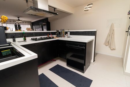 Apartamento à venda com 110m², 3 quartos e 1 vaga Apartamento à venda com 110m², 3 quartos e 1 vagaCozinha