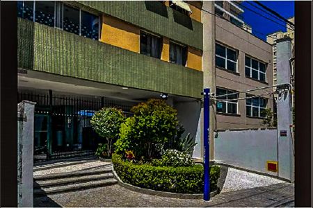 Apartamento à venda com 110m², 3 quartos e 1 vaga Apartamento à venda com 110m², 3 quartos e 1 vagaFachada