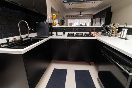 Apartamento à venda com 110m², 3 quartos e 1 vaga Apartamento à venda com 110m², 3 quartos e 1 vagaCozinha