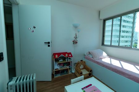 Apartamento à venda com 110m², 3 quartos e 1 vaga Apartamento à venda com 110m², 3 quartos e 1 vagaQuarto 2