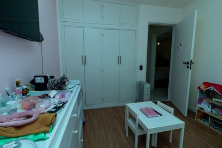 Apartamento à venda com 110m², 3 quartos e 1 vaga Apartamento à venda com 110m², 3 quartos e 1 vagaQuarto 2