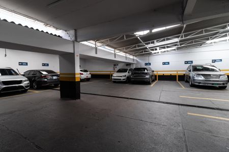 Apartamento à venda com 110m², 3 quartos e 1 vaga Apartamento à venda com 110m², 3 quartos e 1 vagaGaragem