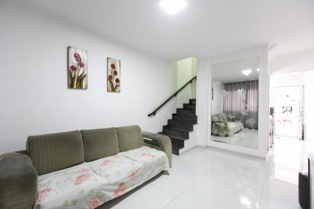 Sala de casa à venda com 3 quartos, 108m² em Vila Regina, São Paulo