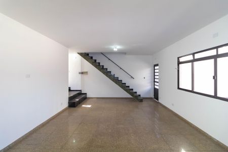 Casa à venda com 451m², 6 quartos e 14 vagasCasa 2 Sala