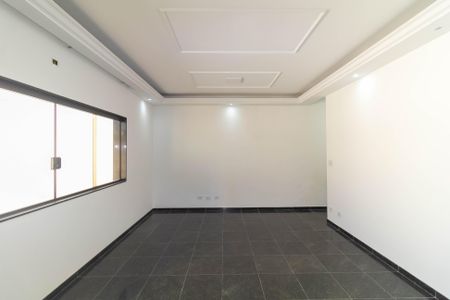 Casa à venda com 451m², 6 quartos e 14 vagasSala