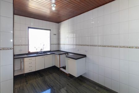 Casa à venda com 451m², 6 quartos e 14 vagasCasa 2 Cozinha