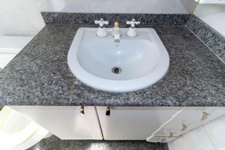 Casa à venda com 451m², 6 quartos e 14 vagasBanheiro da Suíte 3