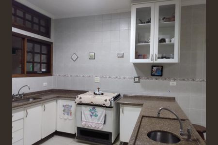 Casa à venda com 121m², 4 quartos e 1 vagaFoto 05