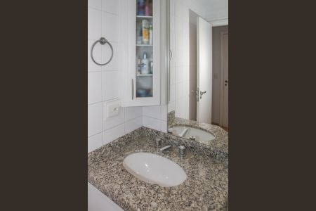 Apartamento para alugar com 126m², 3 quartos e 3 vagasBanheiro da Suíte 2