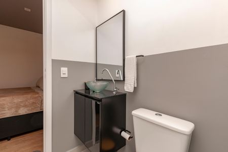 Studio para alugar com 25m², 1 quarto e sem vaga Studio para alugar com 25m², 1 quarto e sem vagaBanheiro