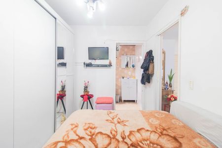 Quarto de apartamento à venda com 1 quarto, 48m² em Cavalhada, Porto Alegre