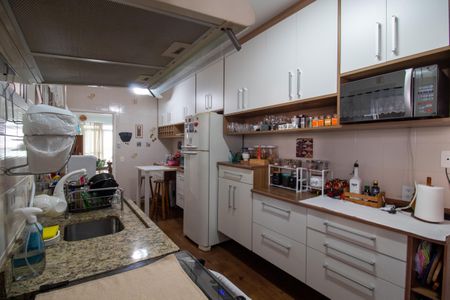 Apartamento à venda com 115m², 3 quartos e 2 vagasCozinha