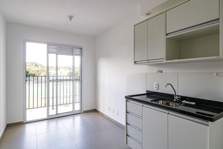 Sala/Cozinha de apartamento à venda com 1 quarto, 26m² em Vila Butantã, São Paulo