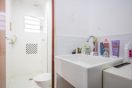 Apartamento à venda com 45m², 2 quartos e 1 vaga Apartamento à venda com 45m², 2 quartos e 1 vagaBanheiro