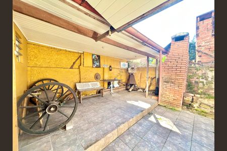 Casa à venda com 99m², 3 quartos e sem vaga Casa à venda com 99m², 3 quartos e sem vagaPátio dos fundos