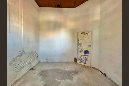 Casa à venda com 99m², 3 quartos e sem vaga Casa à venda com 99m², 3 quartos e sem vagaSala