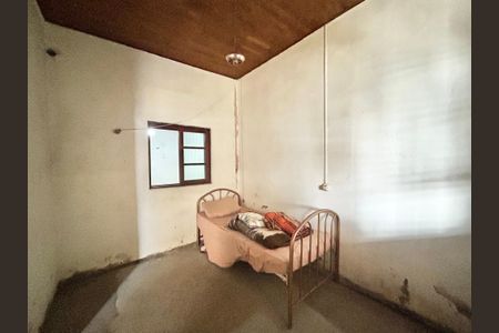 Casa à venda com 99m², 3 quartos e sem vaga Casa à venda com 99m², 3 quartos e sem vagaQuarto 2
