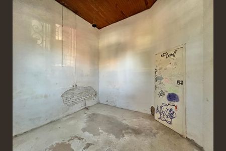 Casa à venda com 99m², 3 quartos e sem vaga Casa à venda com 99m², 3 quartos e sem vagaSala