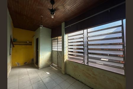 Casa à venda com 99m², 3 quartos e sem vaga Casa à venda com 99m², 3 quartos e sem vagaÁrea de Serviço