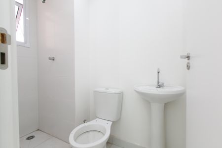Apartamento para alugar com 42m², 2 quartos e sem vaga Apartamento para alugar com 42m², 2 quartos e sem vagaBanheiro