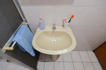 Casa à venda com 354m², 5 quartos e 8 vagas Casa à venda com 354m², 5 quartos e 8 vagasBanheiro