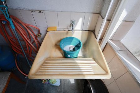 Casa à venda com 354m², 5 quartos e 8 vagas Casa à venda com 354m², 5 quartos e 8 vagasÁrea de serviço