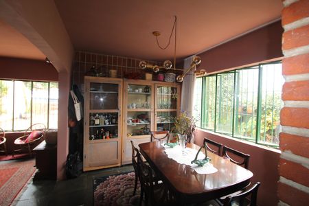 Sala de casa à venda com 4 quartos, 242m² em Jardim São Paulo, São Paulo