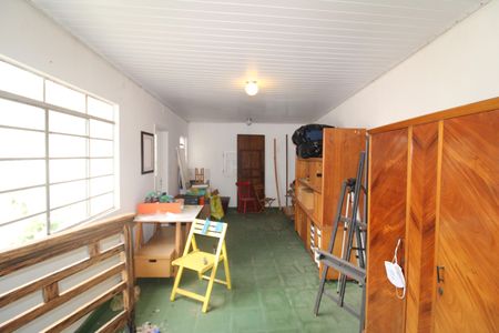 Casa à venda com 242m², 4 quartos e 2 vagasÁrea de Serviço