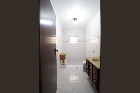 Casa à venda com 300m², 3 quartos e 2 vagasBanheiro Social