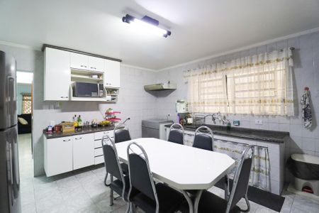Casa à venda com 300m², 3 quartos e 2 vagasCozinha