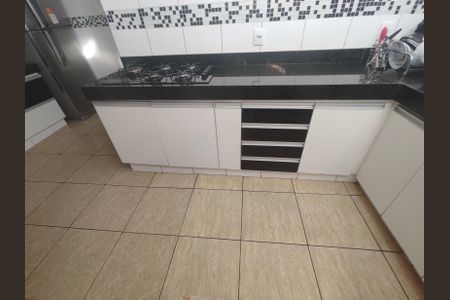 Casa à venda com 200m², 4 quartos e 2 vagasCozinha