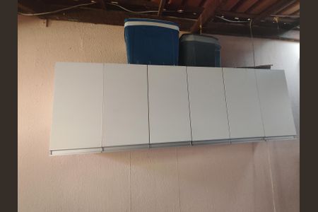 Casa à venda com 200m², 4 quartos e 2 vagas Casa à venda com 200m², 4 quartos e 2 vagasÁrea de Serviço