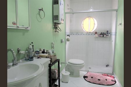 Casa à venda com 225m², 4 quartos e 2 vagas