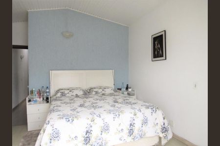 Casa à venda com 225m², 4 quartos e 2 vagas