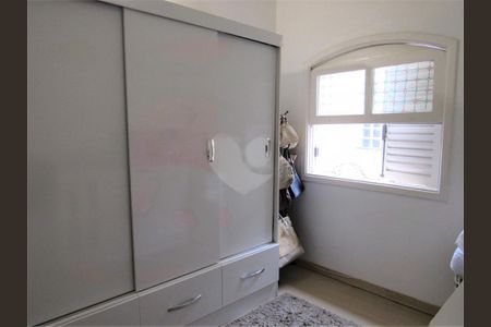 Casa à venda com 225m², 4 quartos e 2 vagas